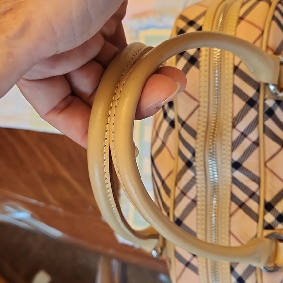 BURBERRY BLUE LABLE VINTAGE HAND BAG/ W COA - Picture 4 of 15